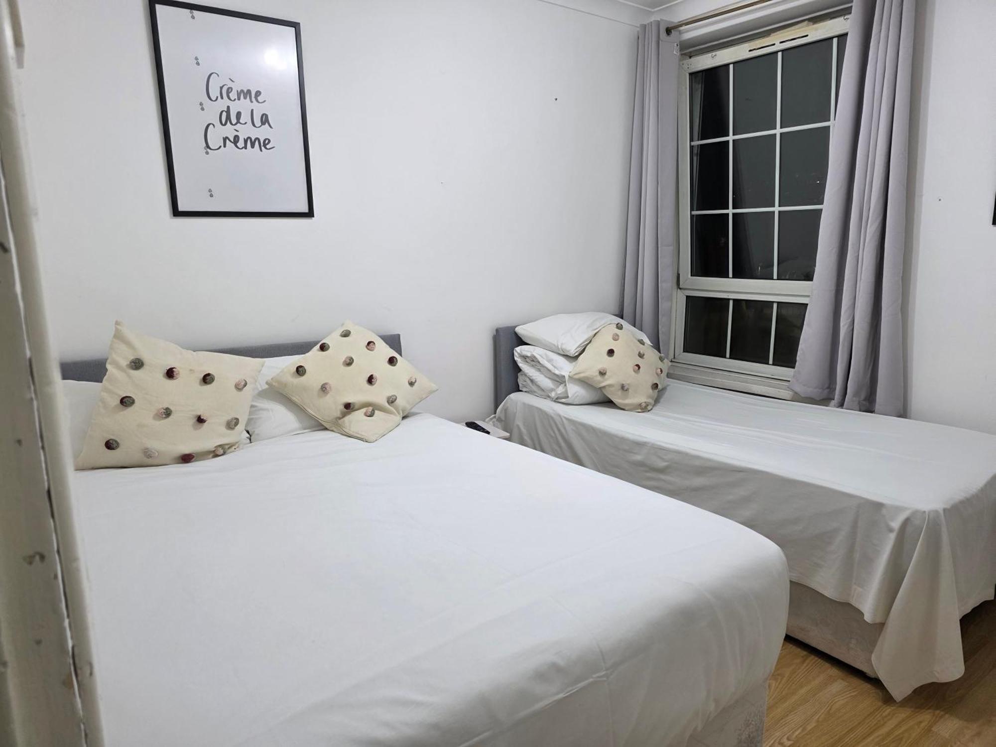 Budget Grey House London Exterior photo